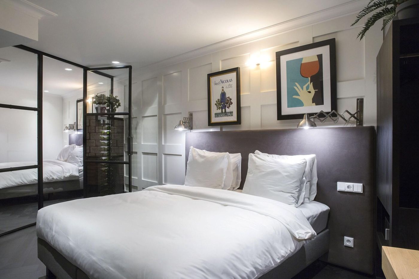 The-Highland-House-Room-14