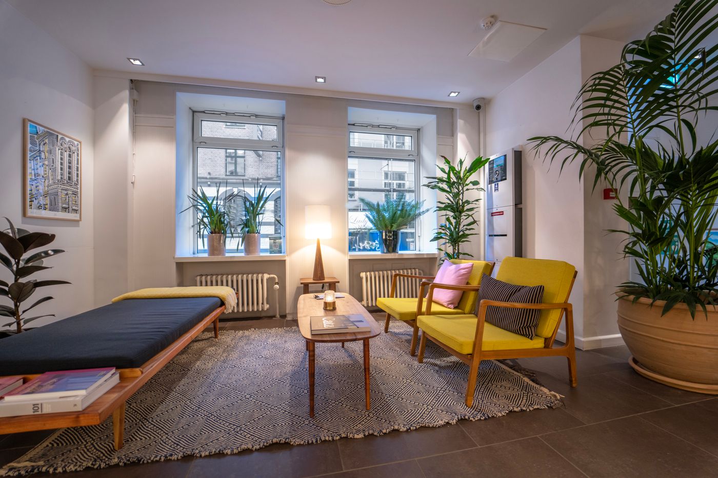 Hotel-Mayfair-Lobby-2