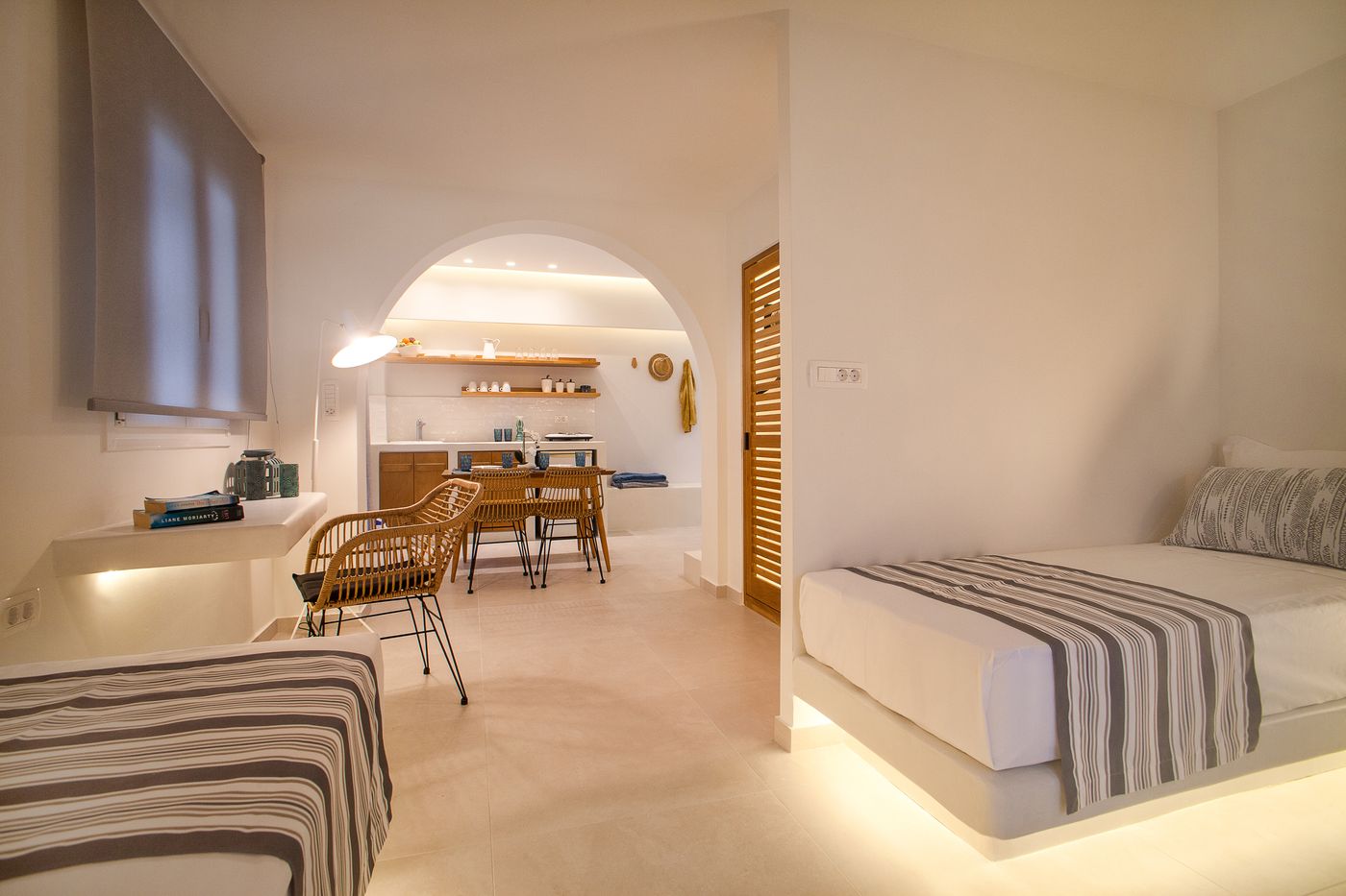 Margarenia-Studios-Room-28