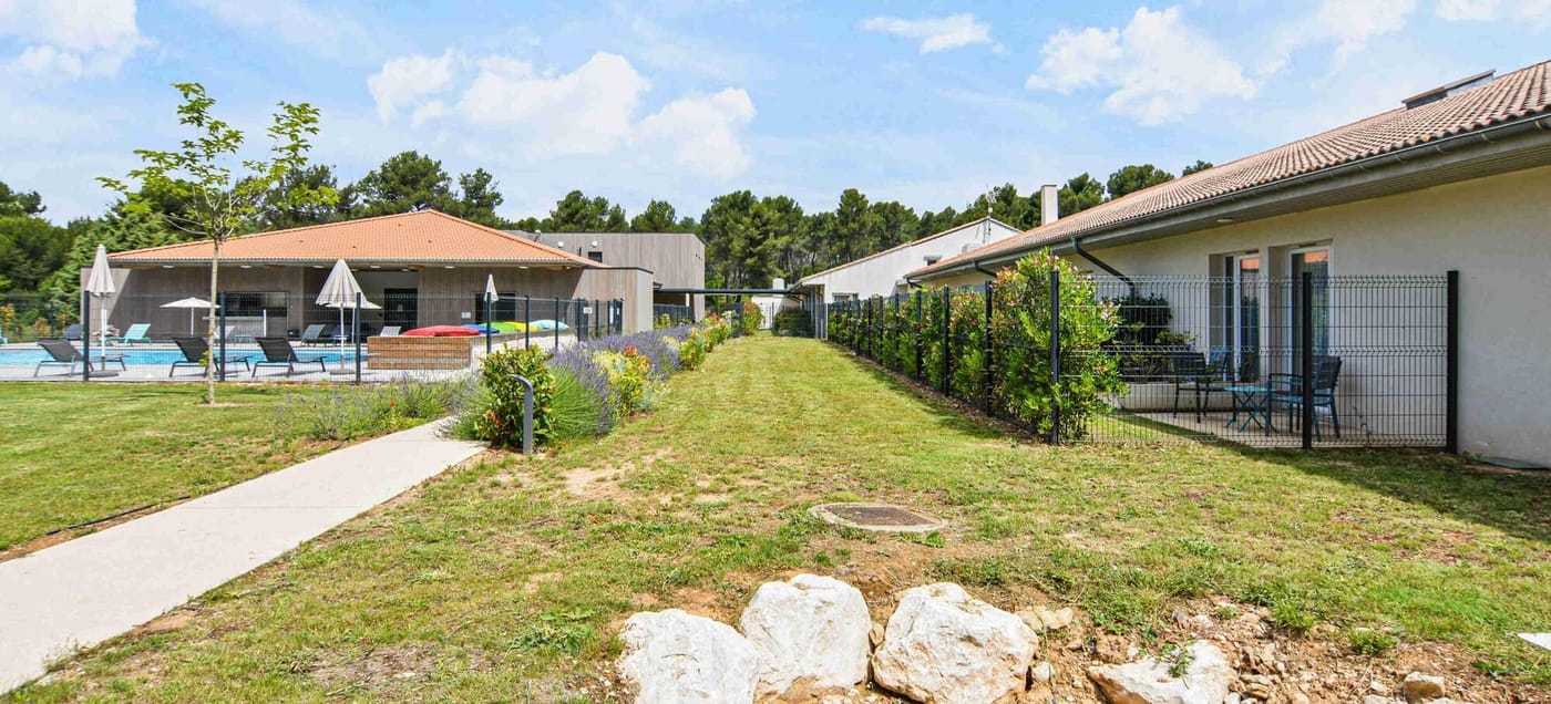 Kyriad RÃ©sidence CabriÃ¨s-France-CABRIES-General view-3