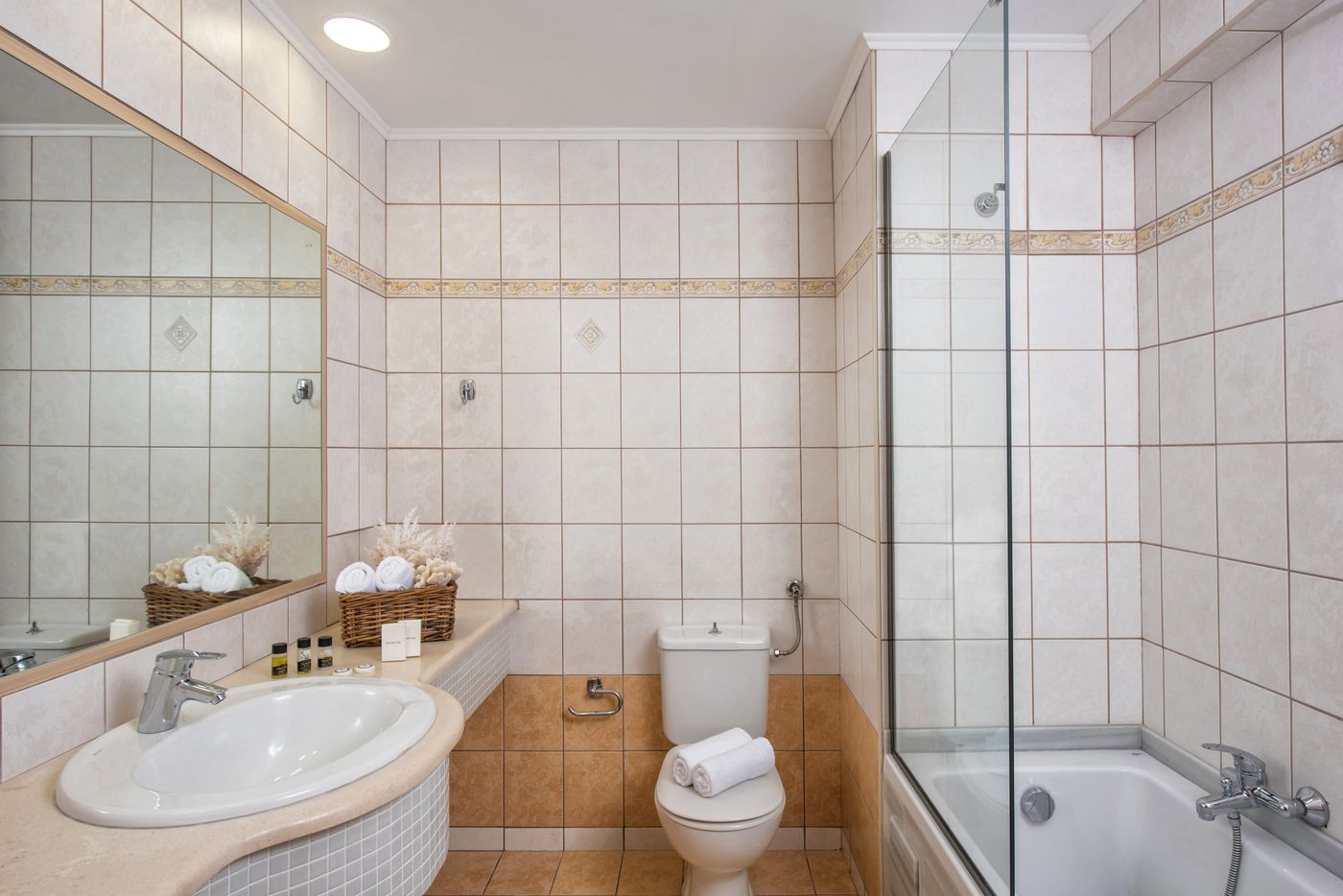 Blue-Bay-Resort-Room-42