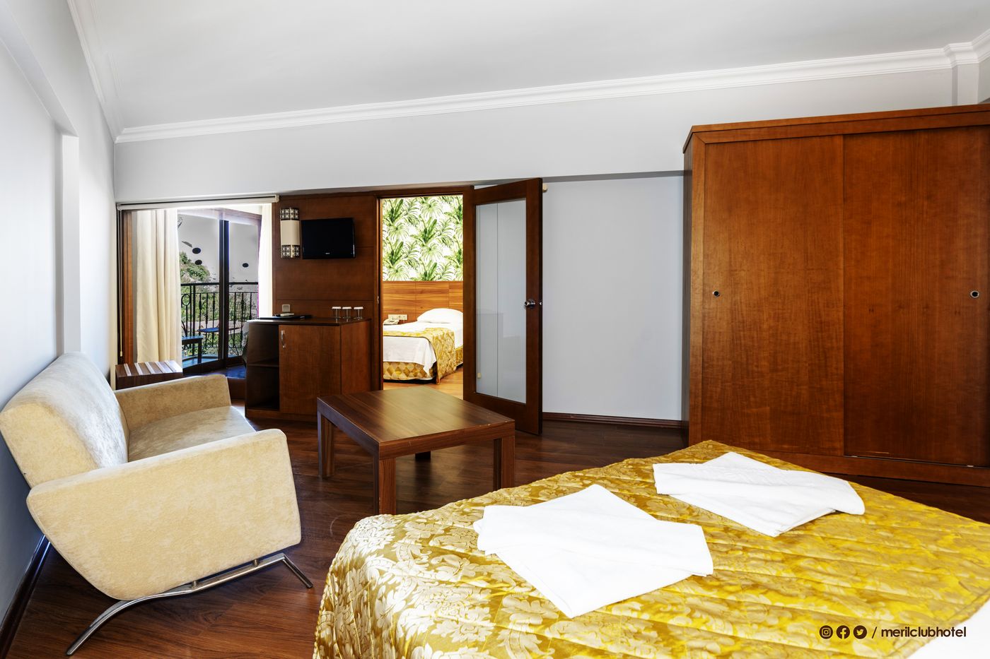 Meril Hotel - Adults Only (16+)