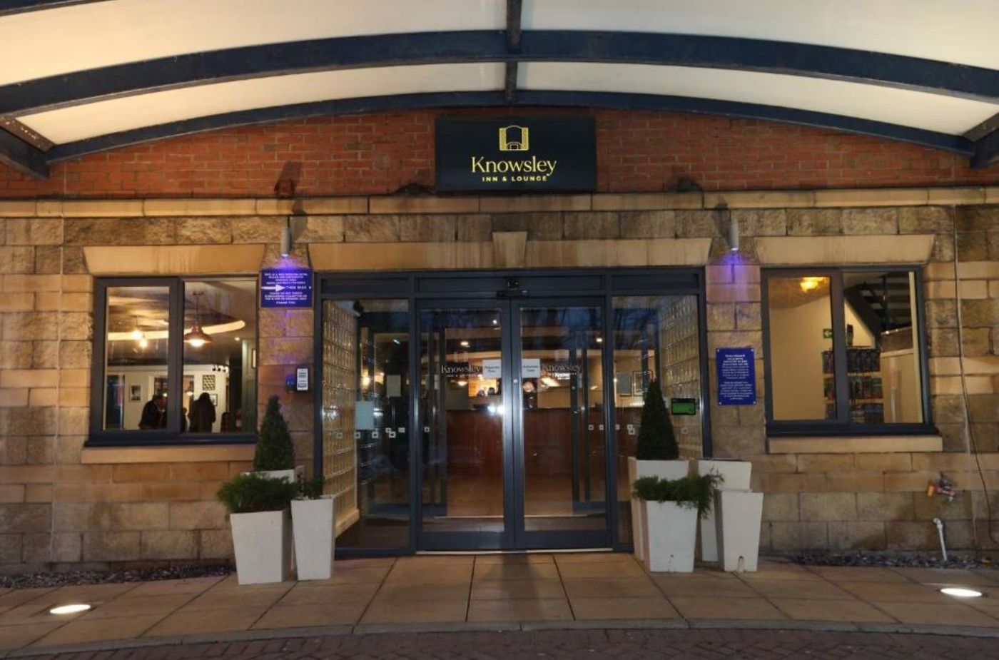 Knowsley Inn and Lounge-United Kingdom-LIVERPOOL-General view-2