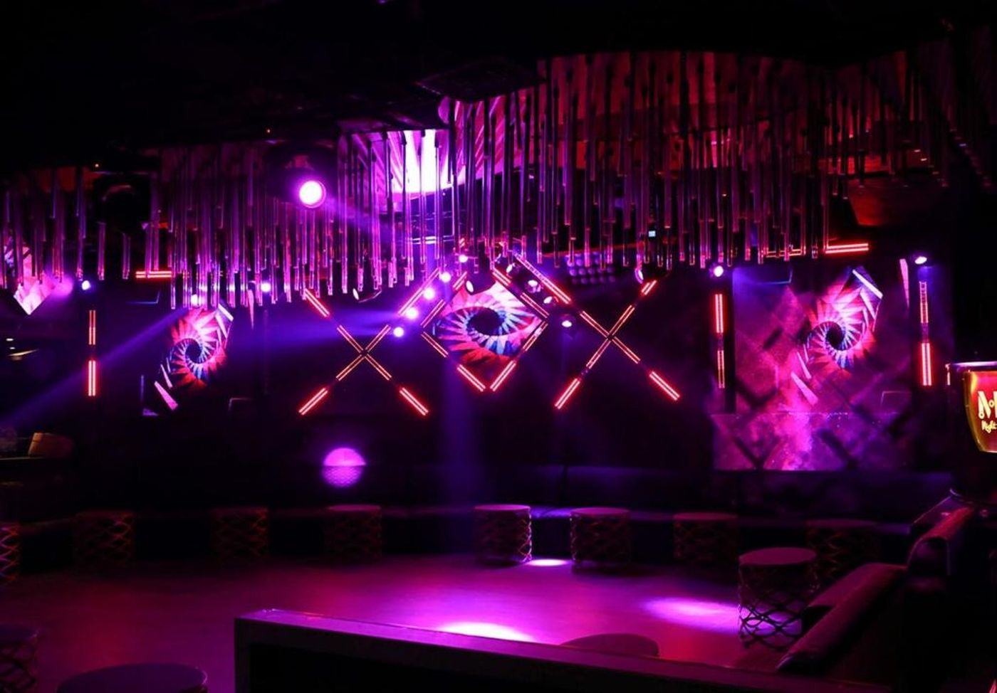 Dubai-Marine-Beach-Resort-and-Spa-Bar-64