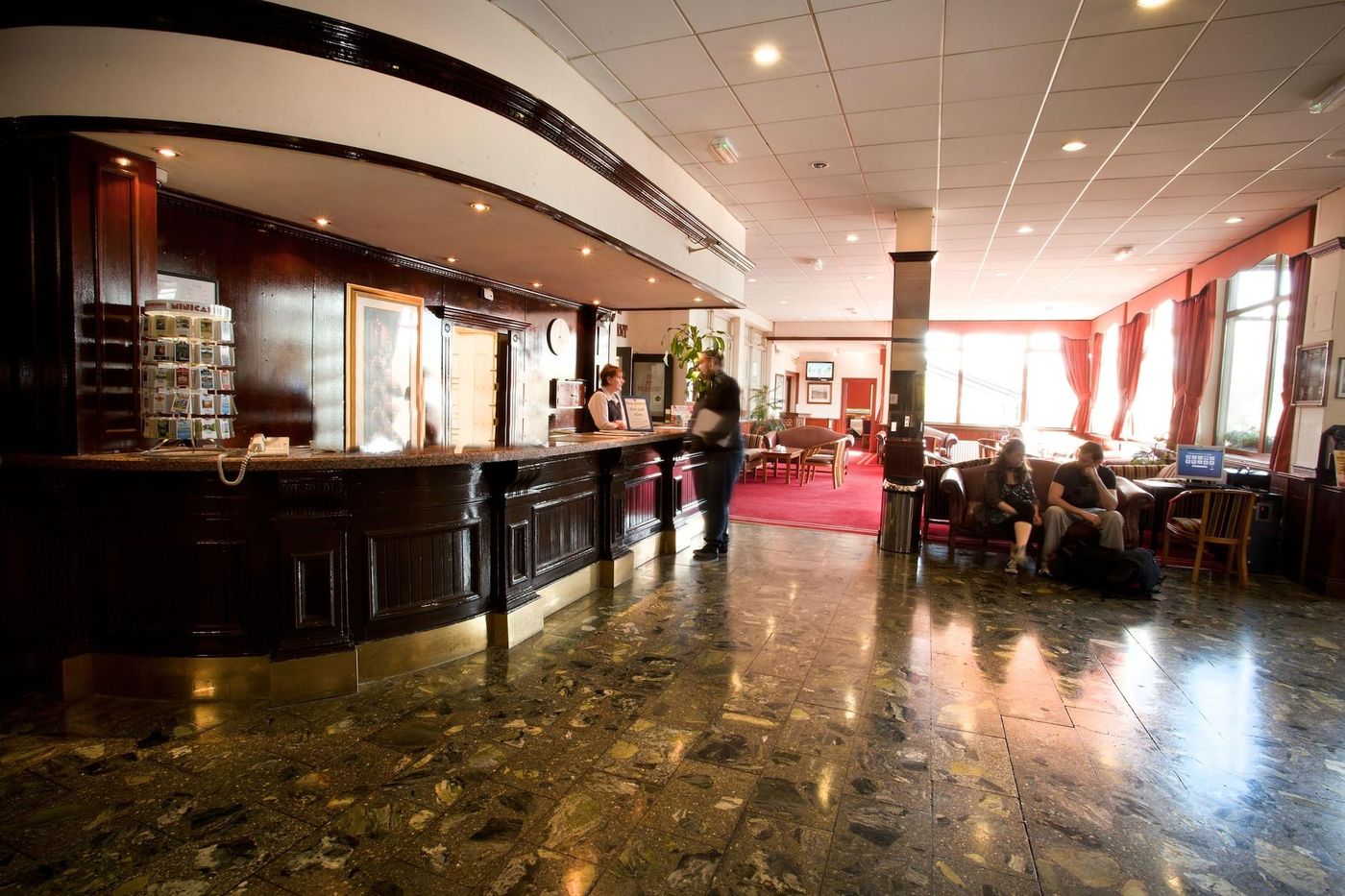 West-County-Hotel-Lobby-11