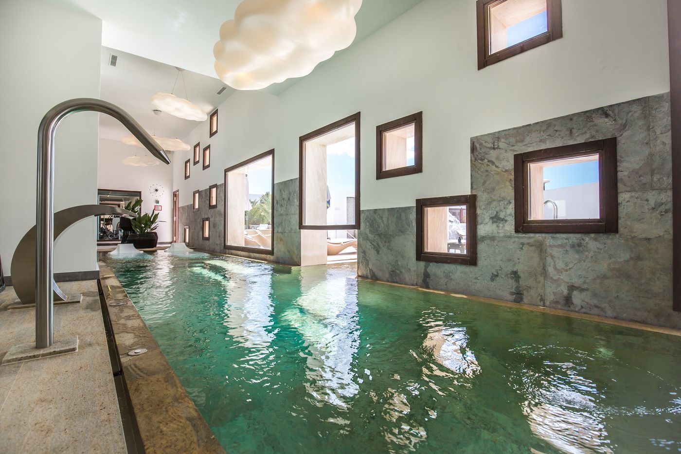 Grand-Palladium-Palace-Ibiza-Resort---Spa-Sports-and-Entertainment-70