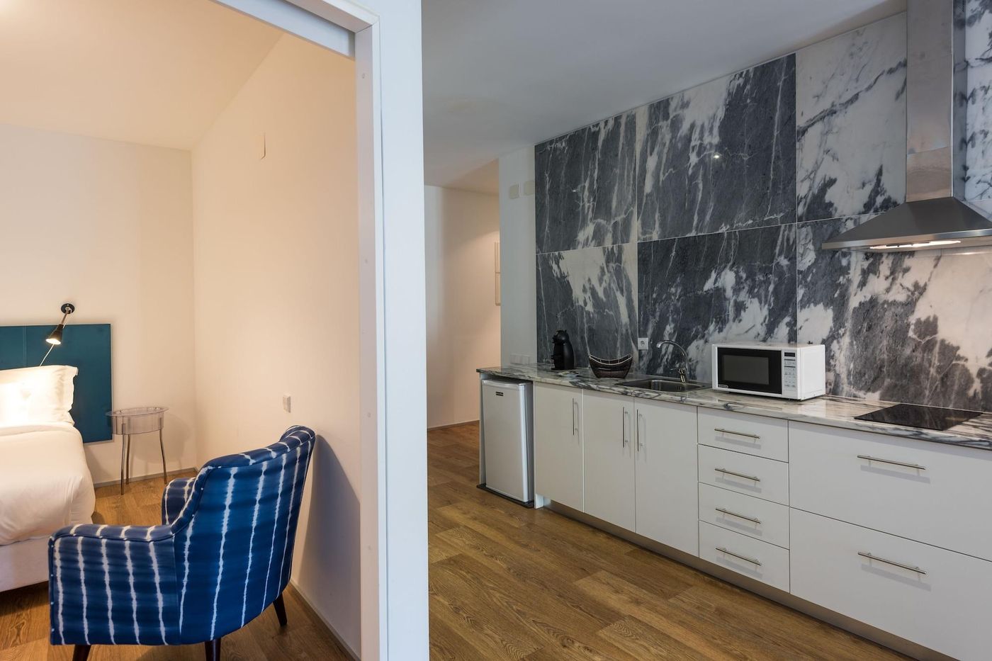 Alfama---Lisbon-Lounge-Suites-Room-35