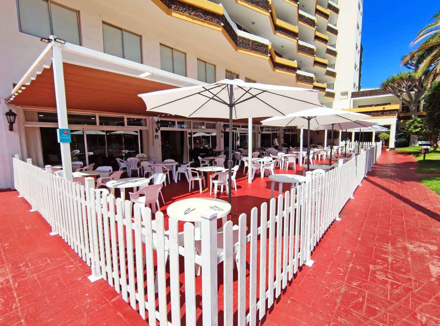 Blue-Sea-Puerto-Resort-Restaurant-14