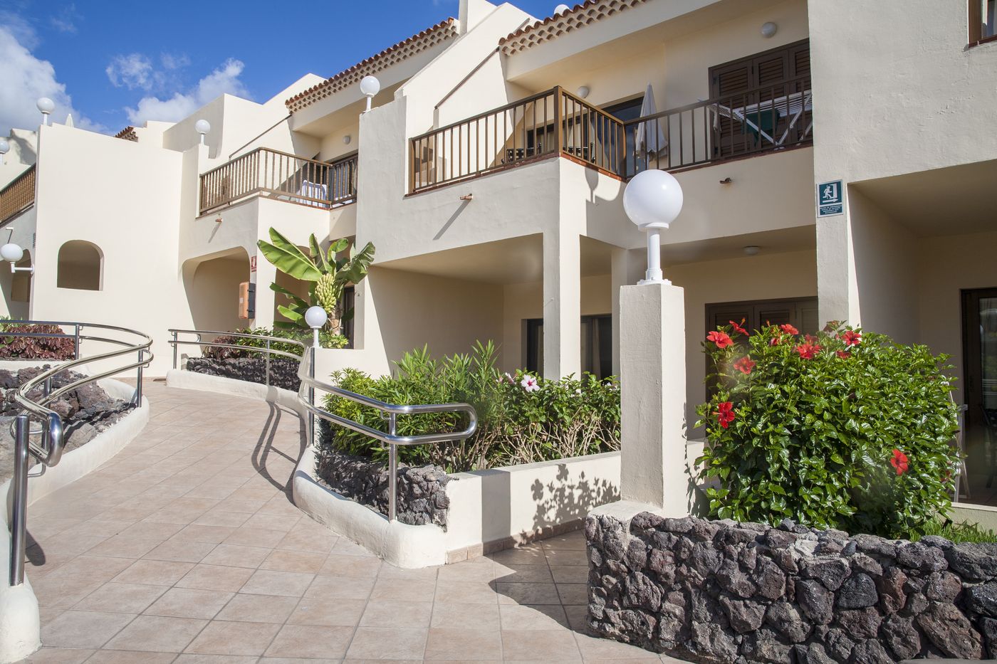 Royal-Sunset-Beach-Club-General-view-6