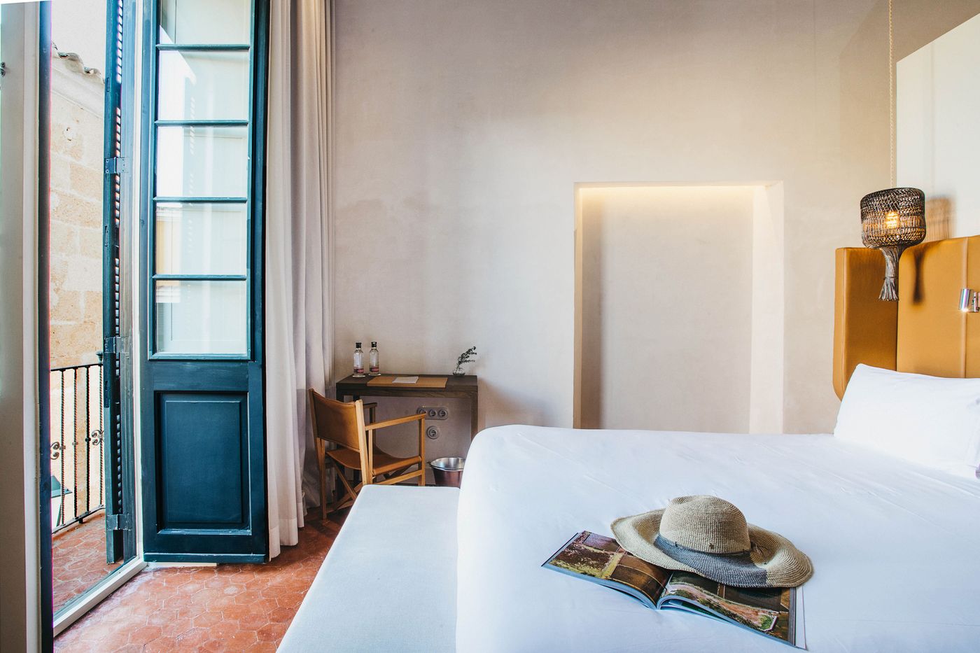 Can-Faustino-Room-25