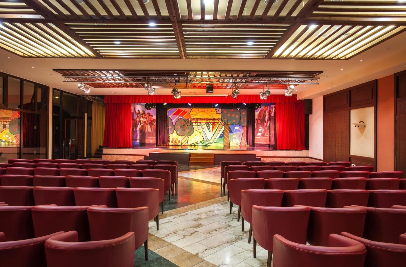 Occidental-Jand----a-Mar-Sports-and-Entertainment-67