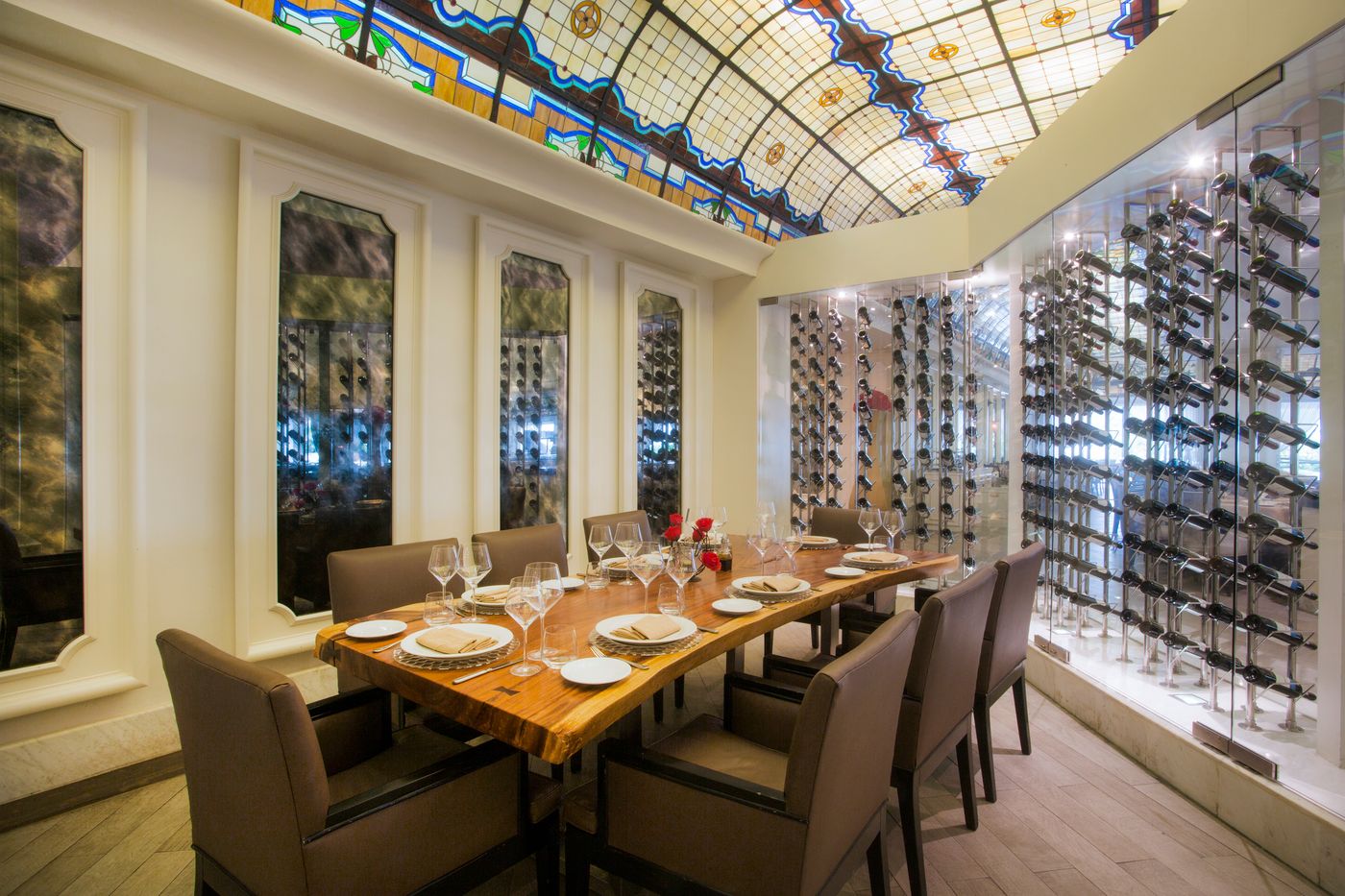 Moon-Palace-Restaurant-69