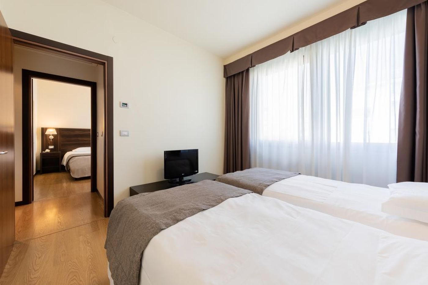 Hotel-Delfino-Room-21
