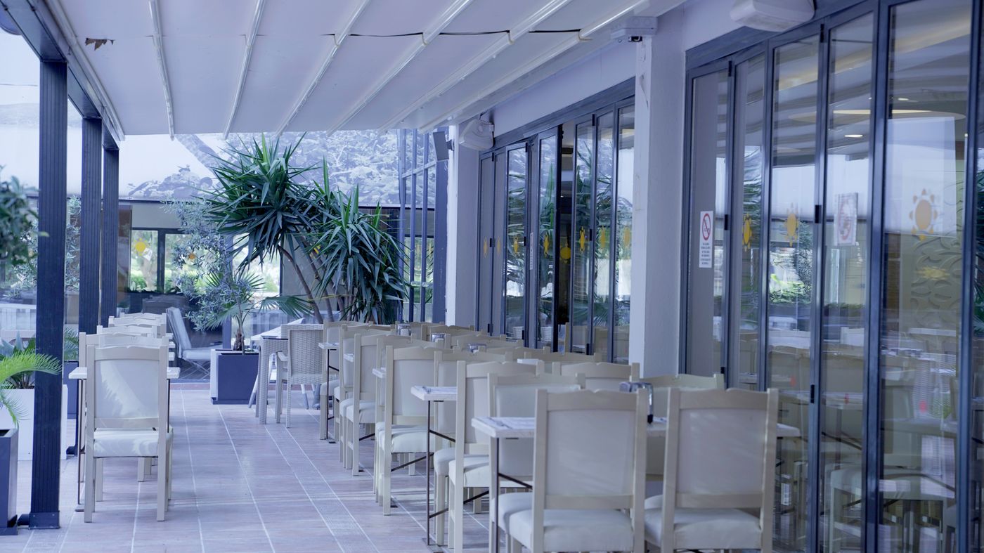 Club-Aqua-Plaza-Restaurant-45