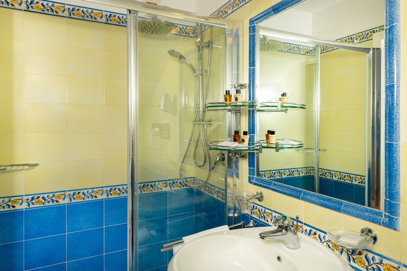 Hotel-Villa-Gabrisa-Room-34