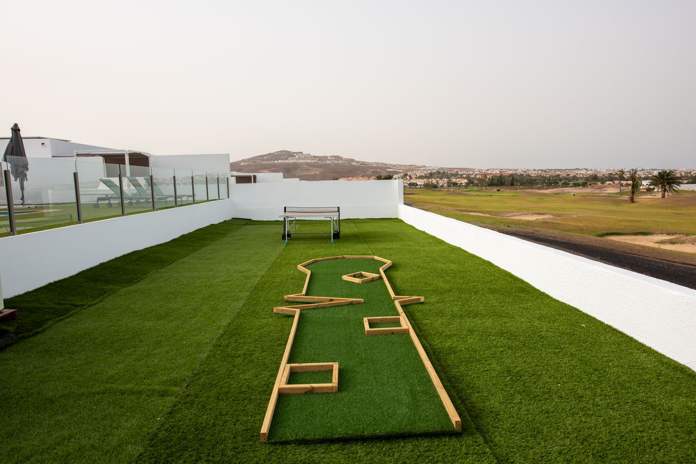 11.06.25 EREZA The White Homes