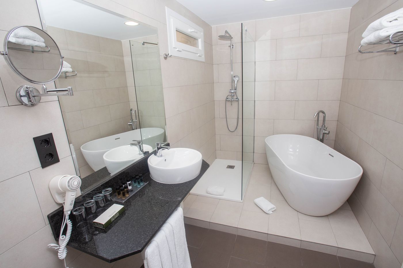 Soho-Bah--a-M--laga-Room-41