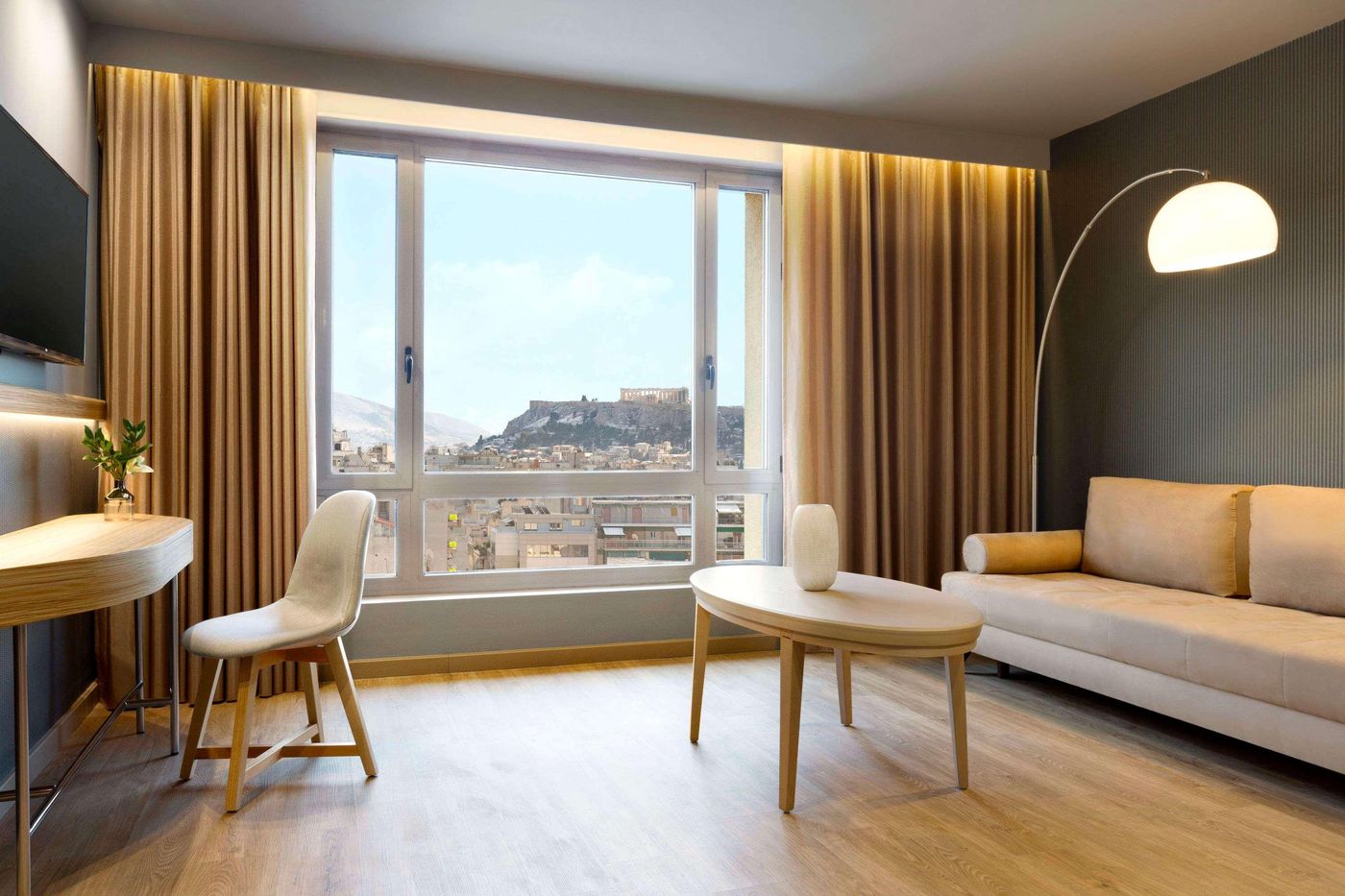 Wyndham-Grand-Athens-Room-48