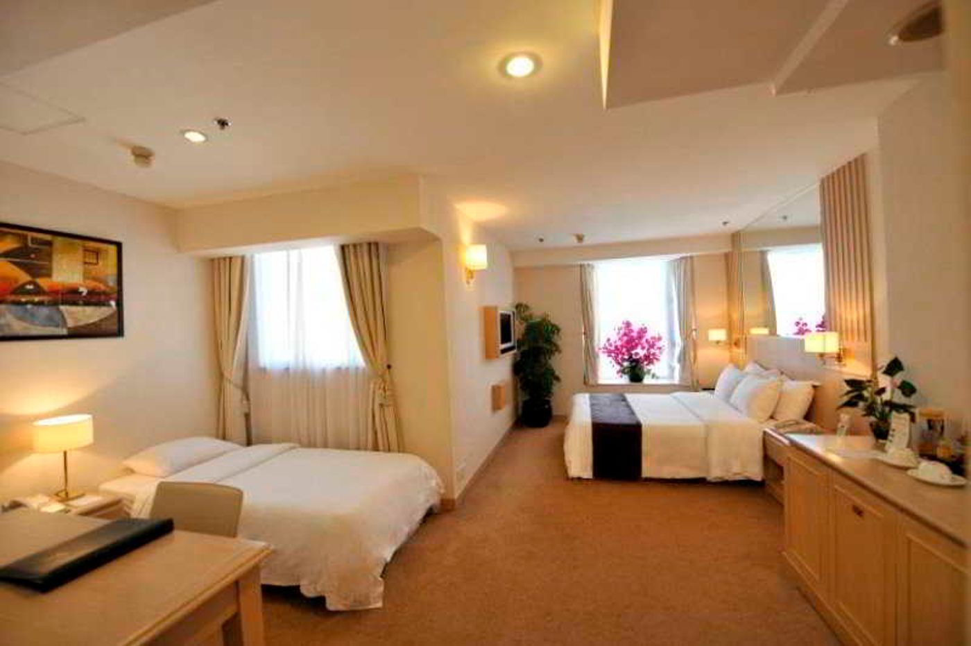 Largos-Hong Kong – China-KOWLOON-Room-6