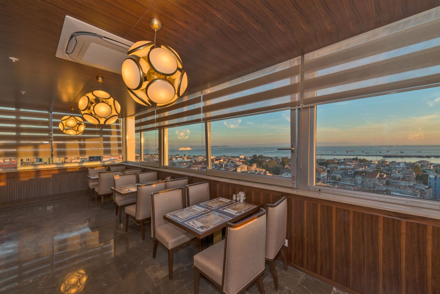 Bekdas-Hotel-Deluxe-Restaurant-11