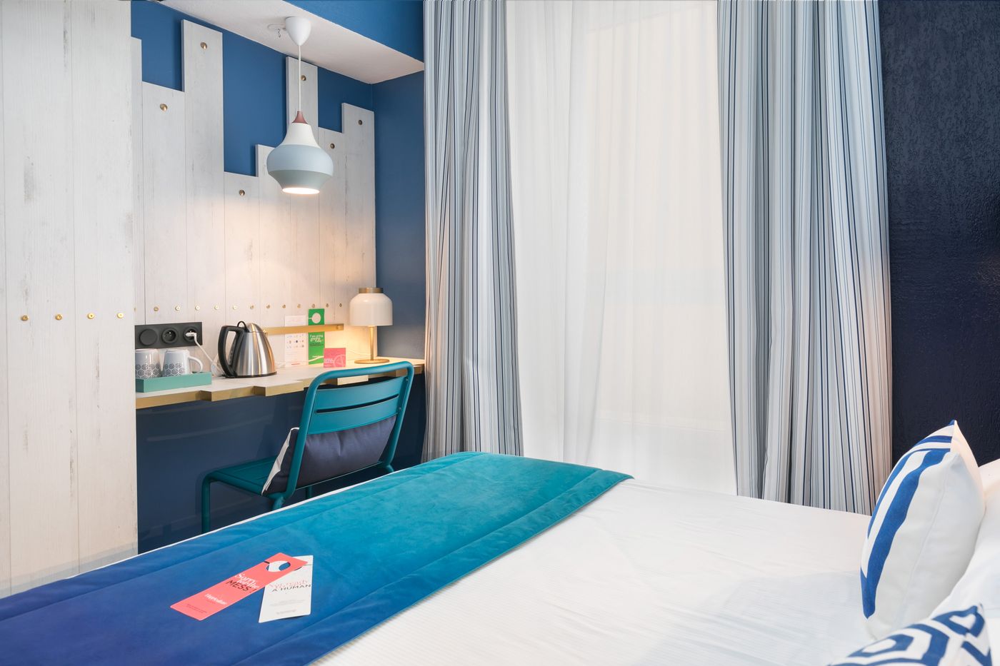 The-Deck-Hotel-by-HappyCulture-Room-14