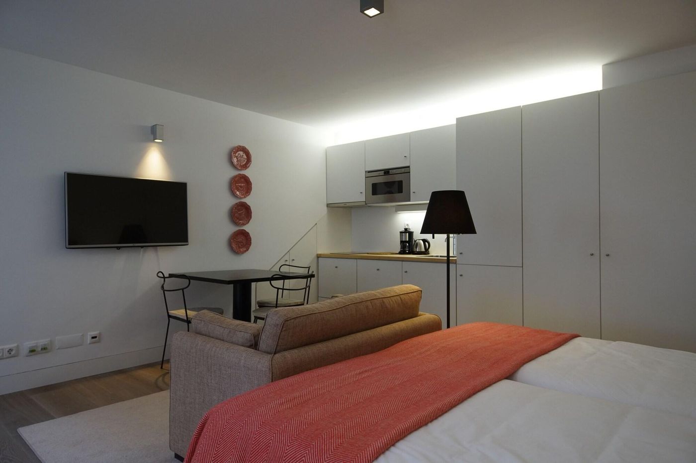 Alma-Moura-Residences-Room-8