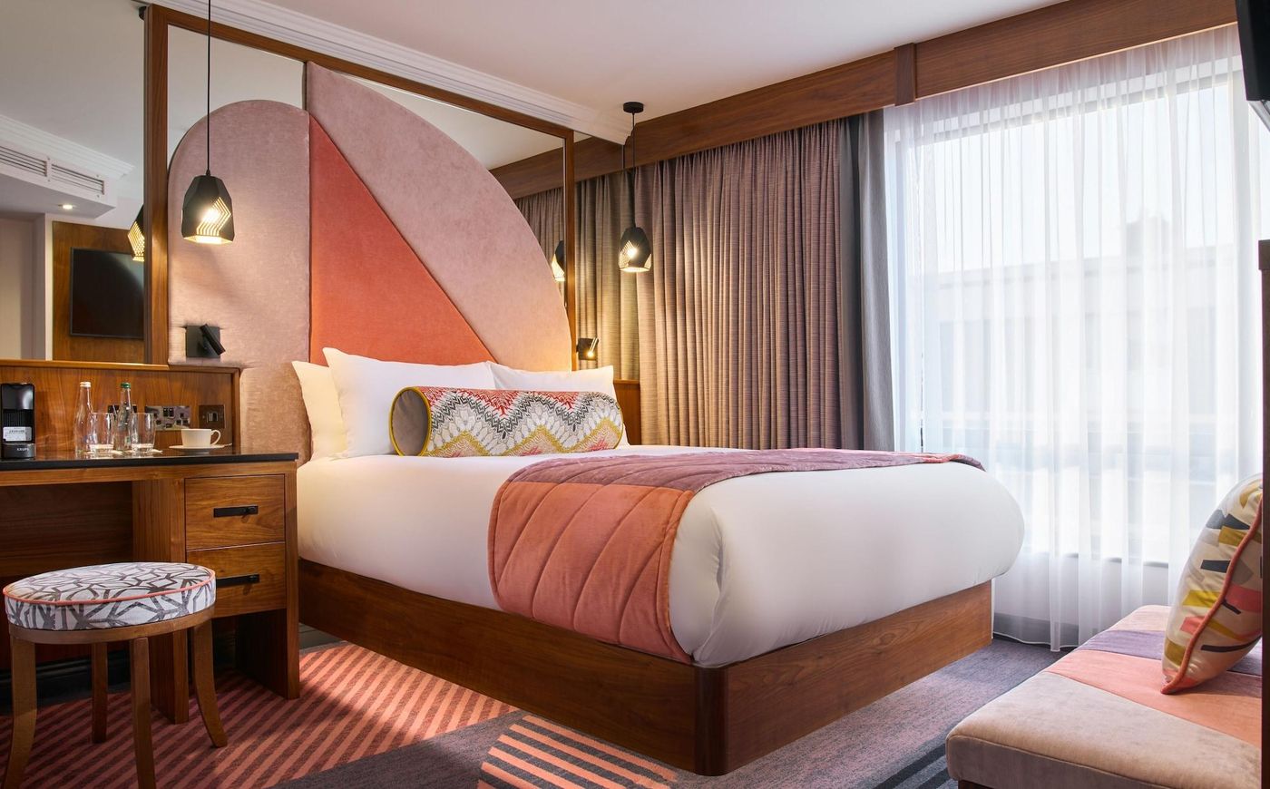 Arthaus Hotel-Ireland-Dublin-Room-6