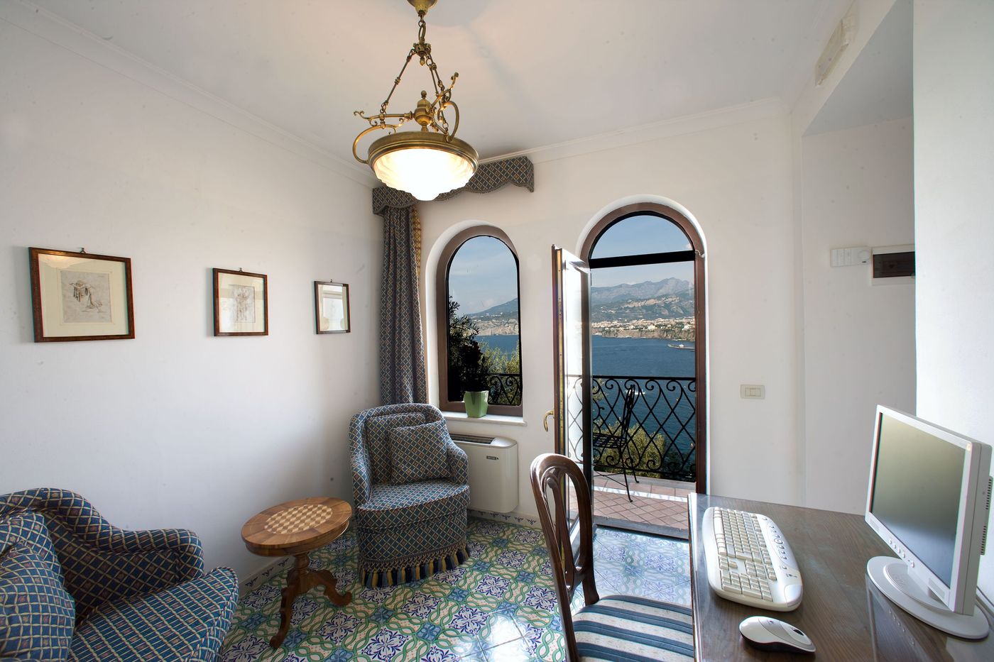 La-Tonnarella-Room-4