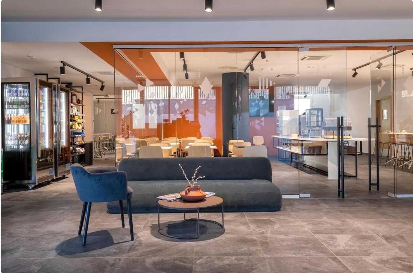 B-b-Hotel-Sassari-Lobby-13