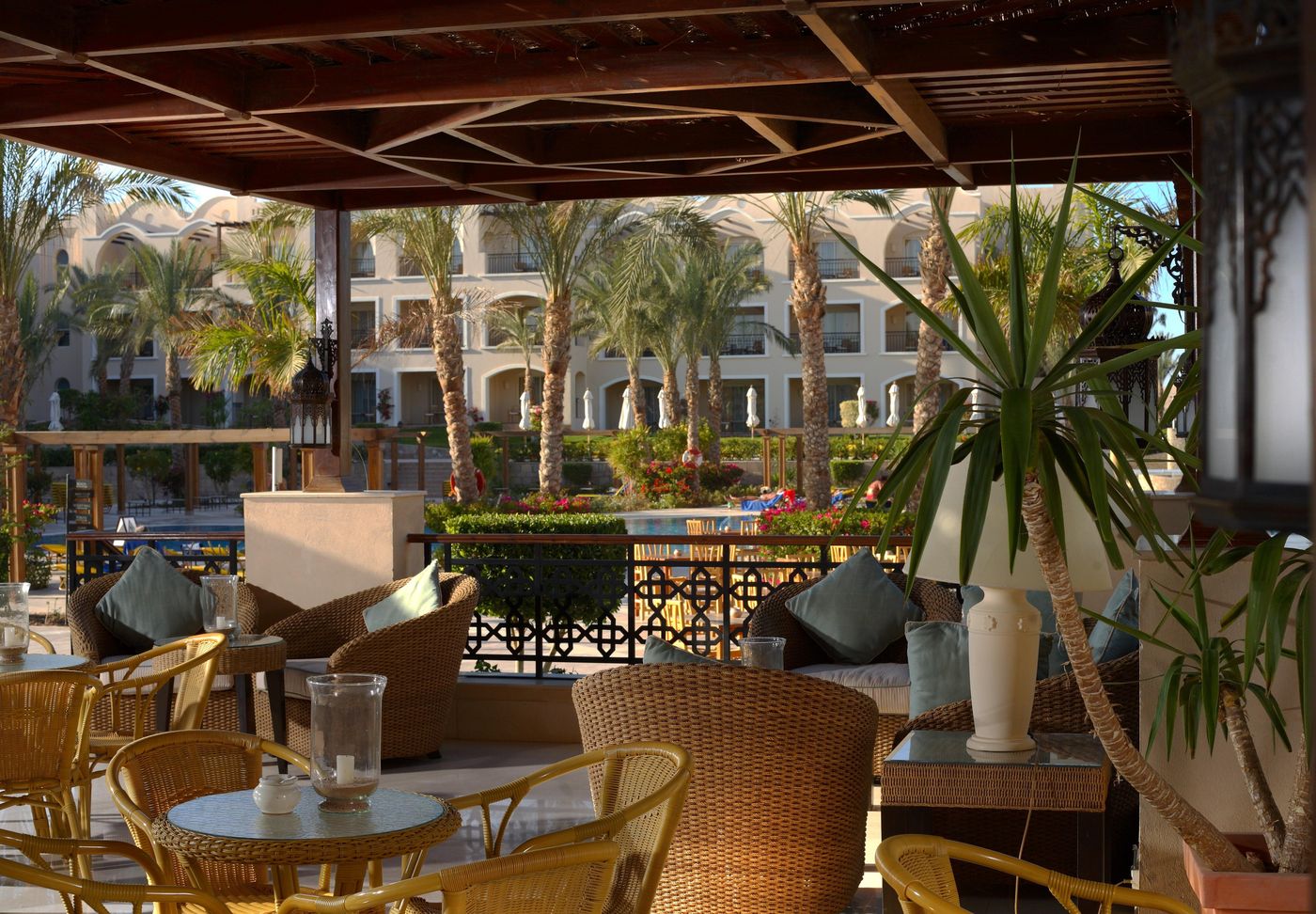 Jaz-Makadi-Star-Resort-and-Spa-Terrace-10