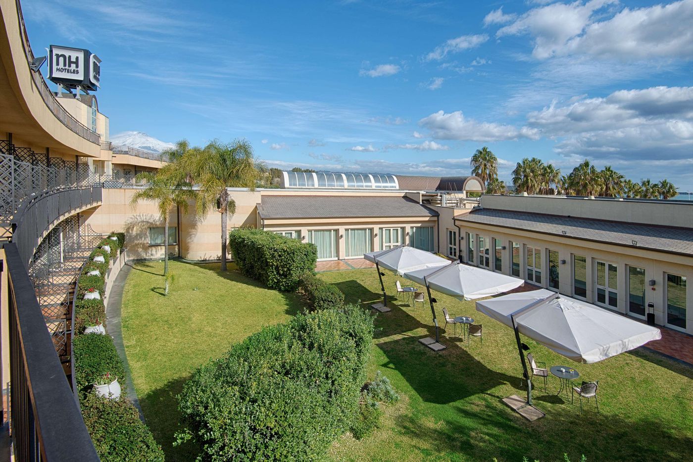 NH-Catania-Parco-Degli-Aragonesi-General-view-14