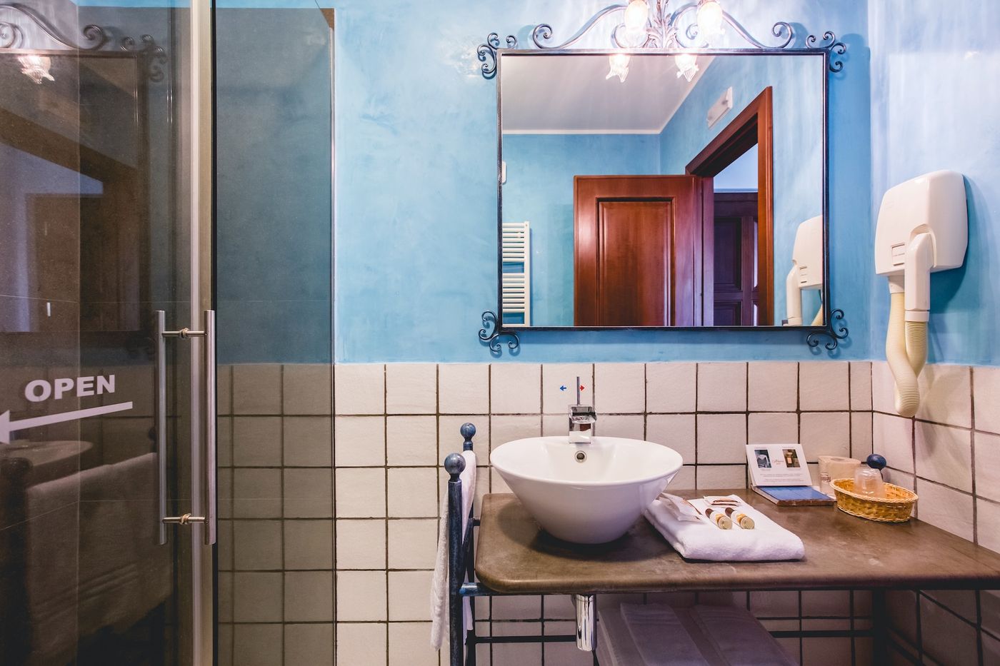 Kallikoros-Hotel-Spa-and-Resort-Restaurant-41