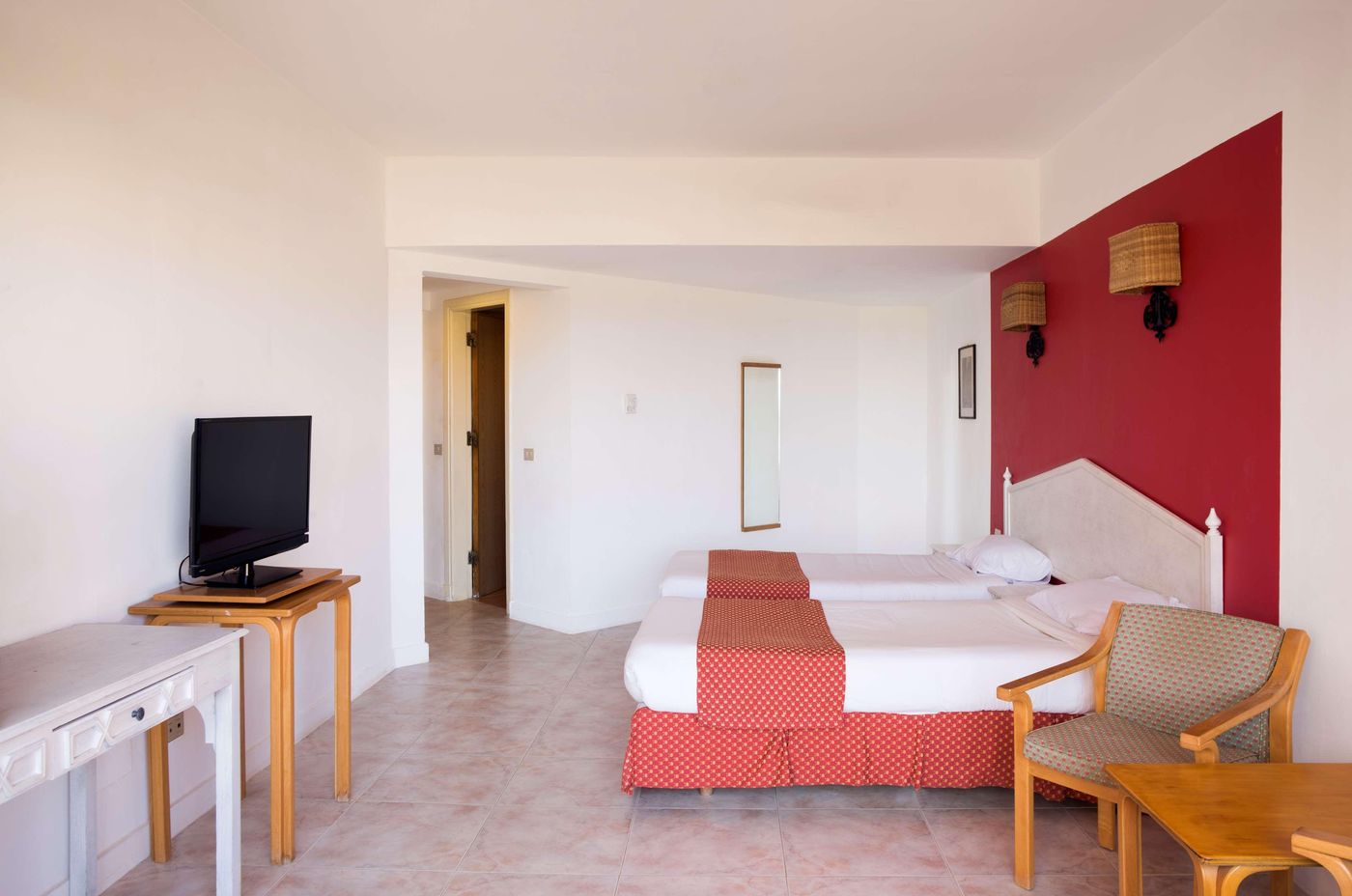 Flamenco-Beach-and-Resort-Beach-28