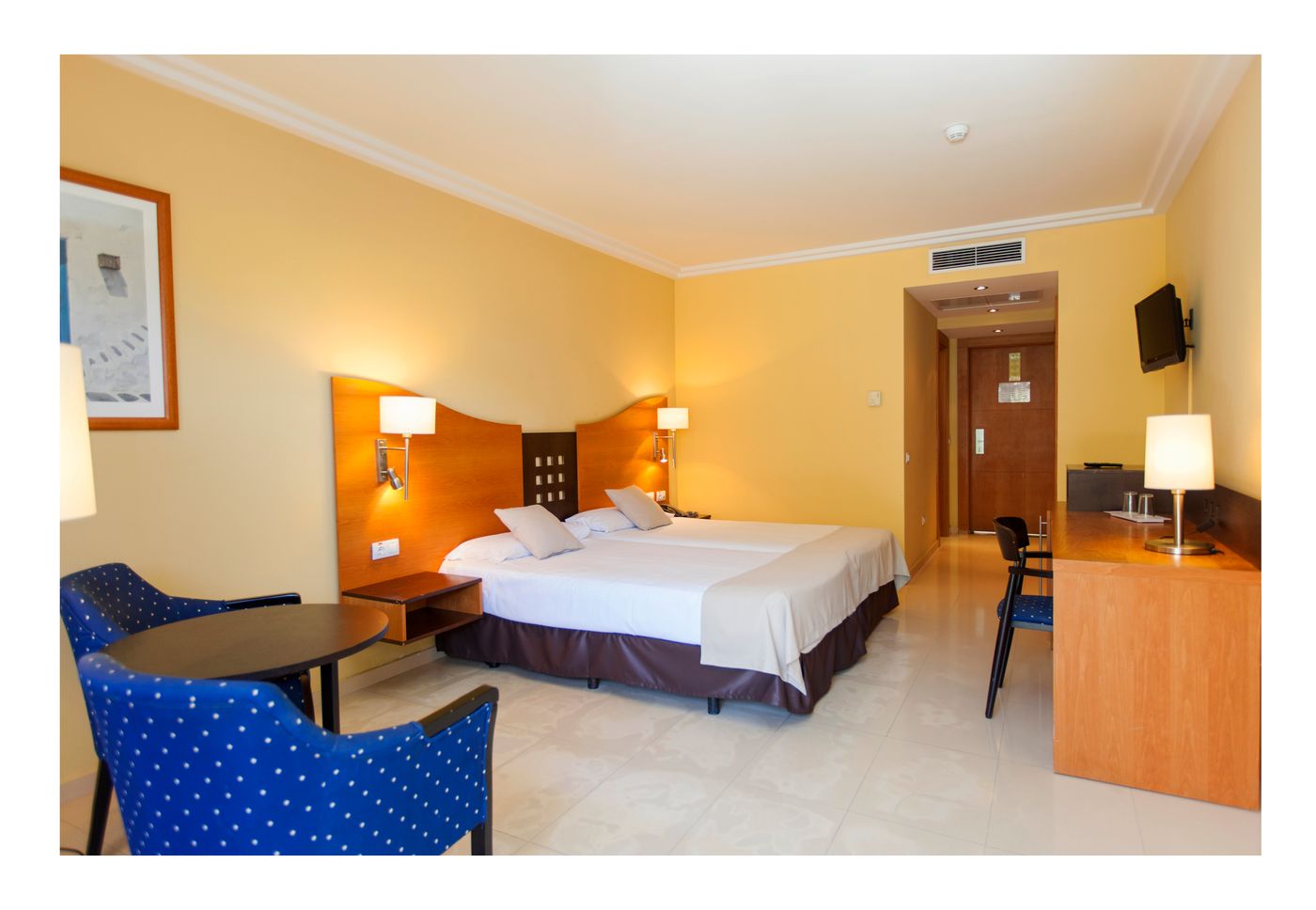 LIVVO-Costa-Taurito---Waterpark-Room-39