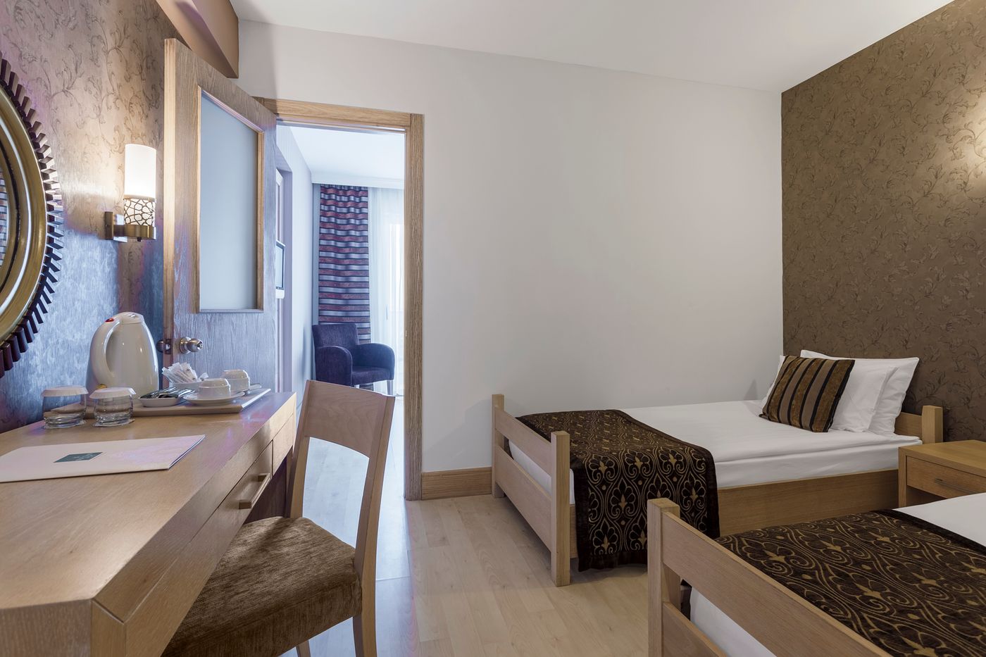 Sultan-of-Side-Room-23