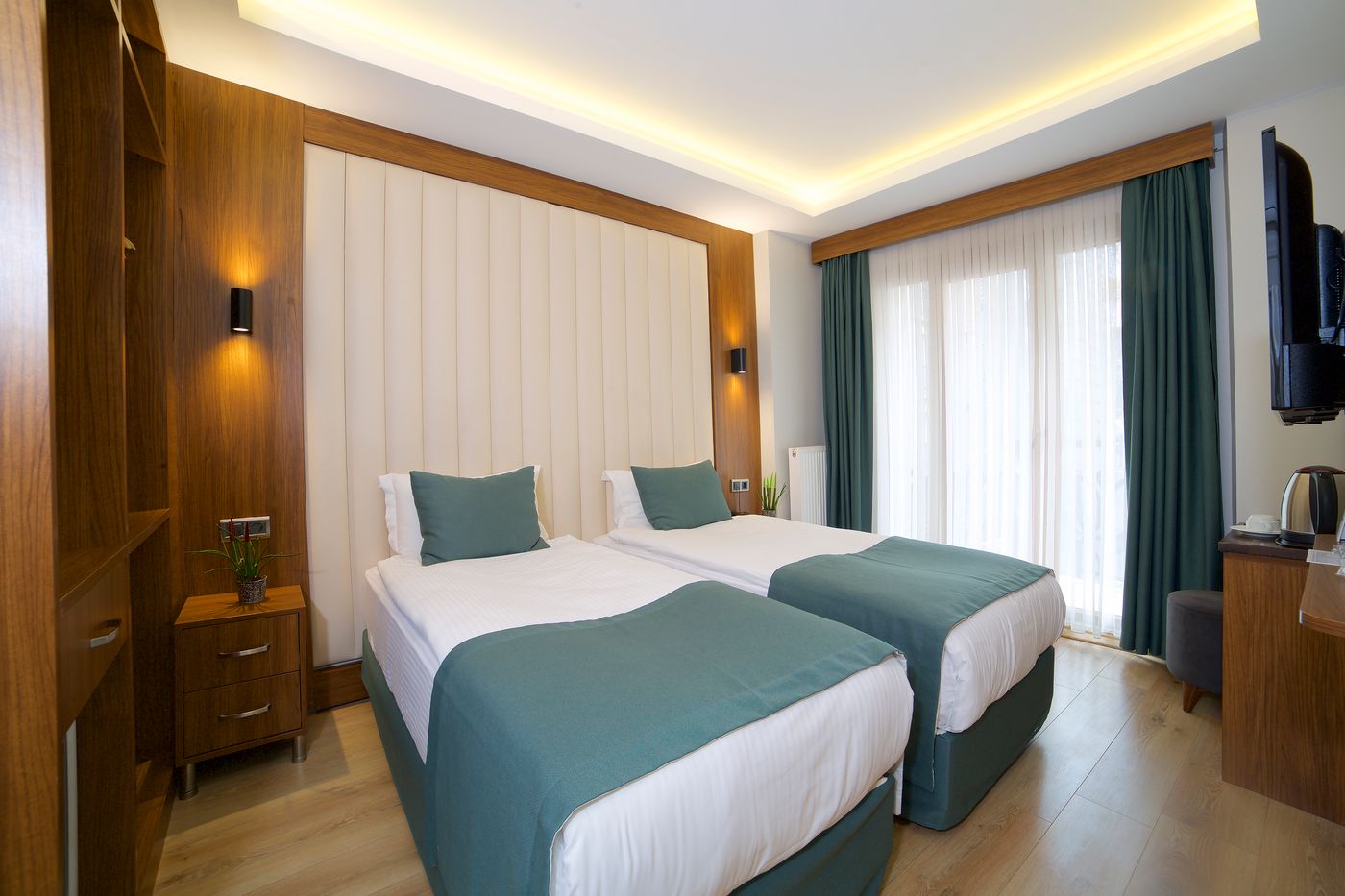 Hotel-Black-Tulip-Room-16