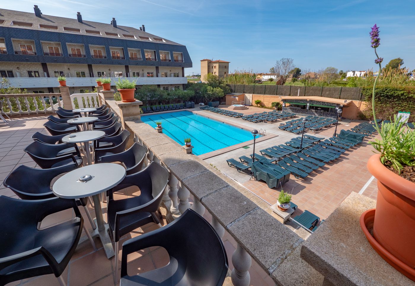 Santa Susanna Resort