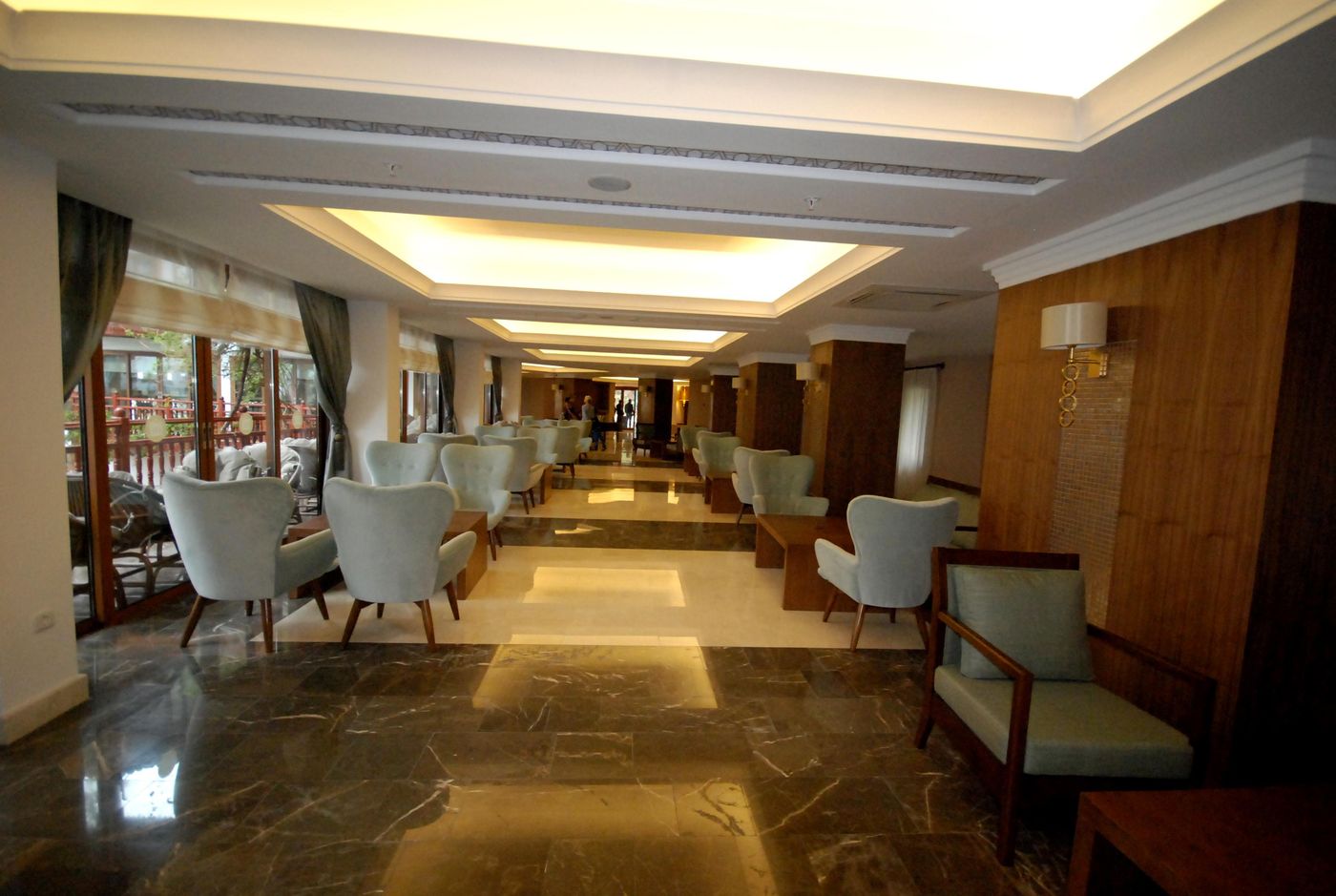 Club-and-Hotel-Letoonia-Lobby-42