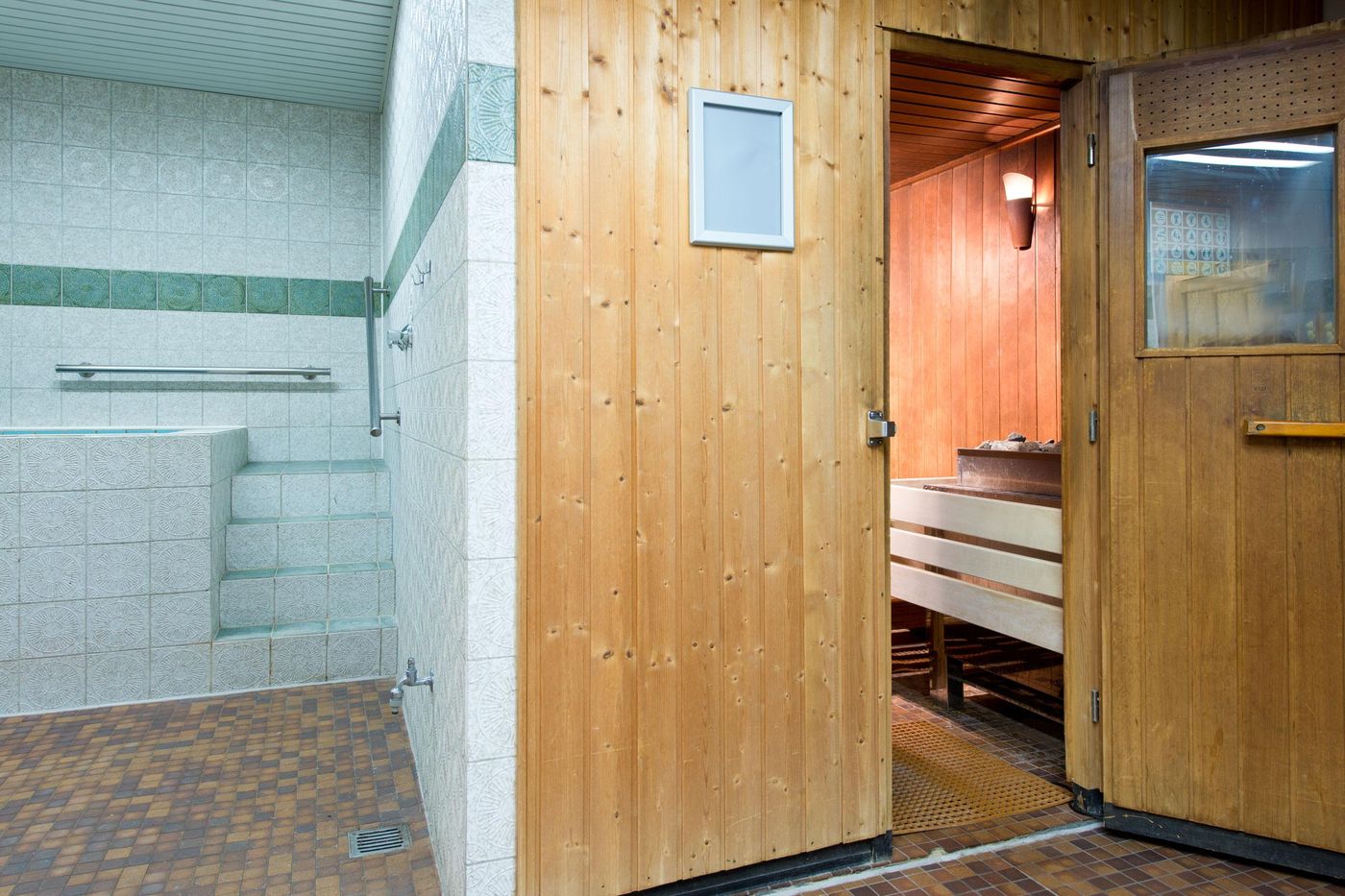 Leonardo-Hotel-Koln-Sports-and-Entertainment-38