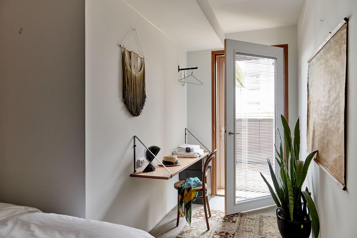 Q-Factory-Hotel-Room-2