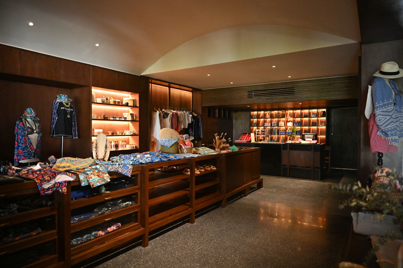 Barcelo Coconut Island 07.08