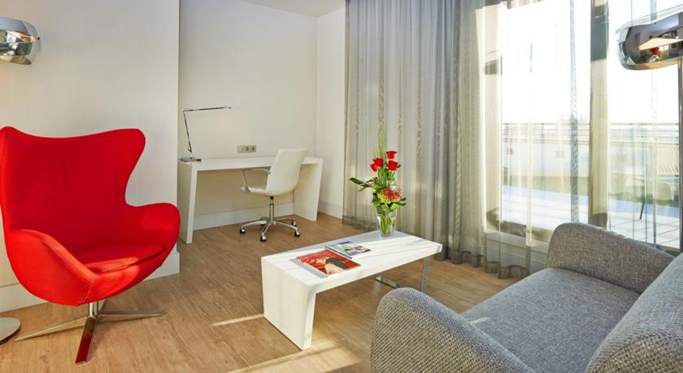 NH Barcelona Calderon