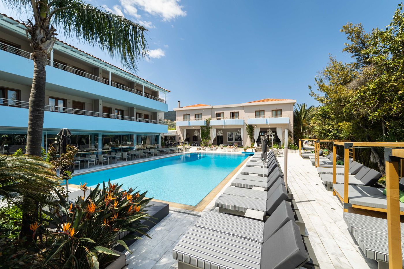 La-Piscine-Art-Hotel---Adult-Only-Pool-6