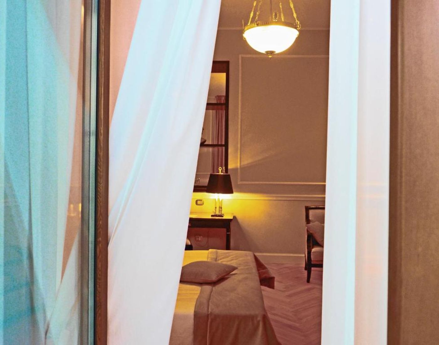 Grand-Hotel-et-des-Palmes-Room-33