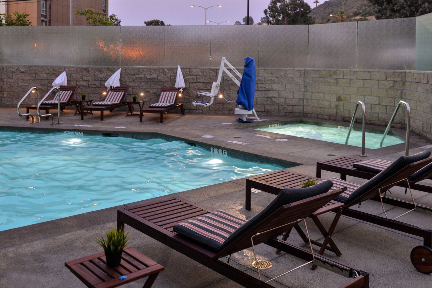 Holiday Inn Express San Diego - Mission Valley - United States - San Diego - Pool - 2