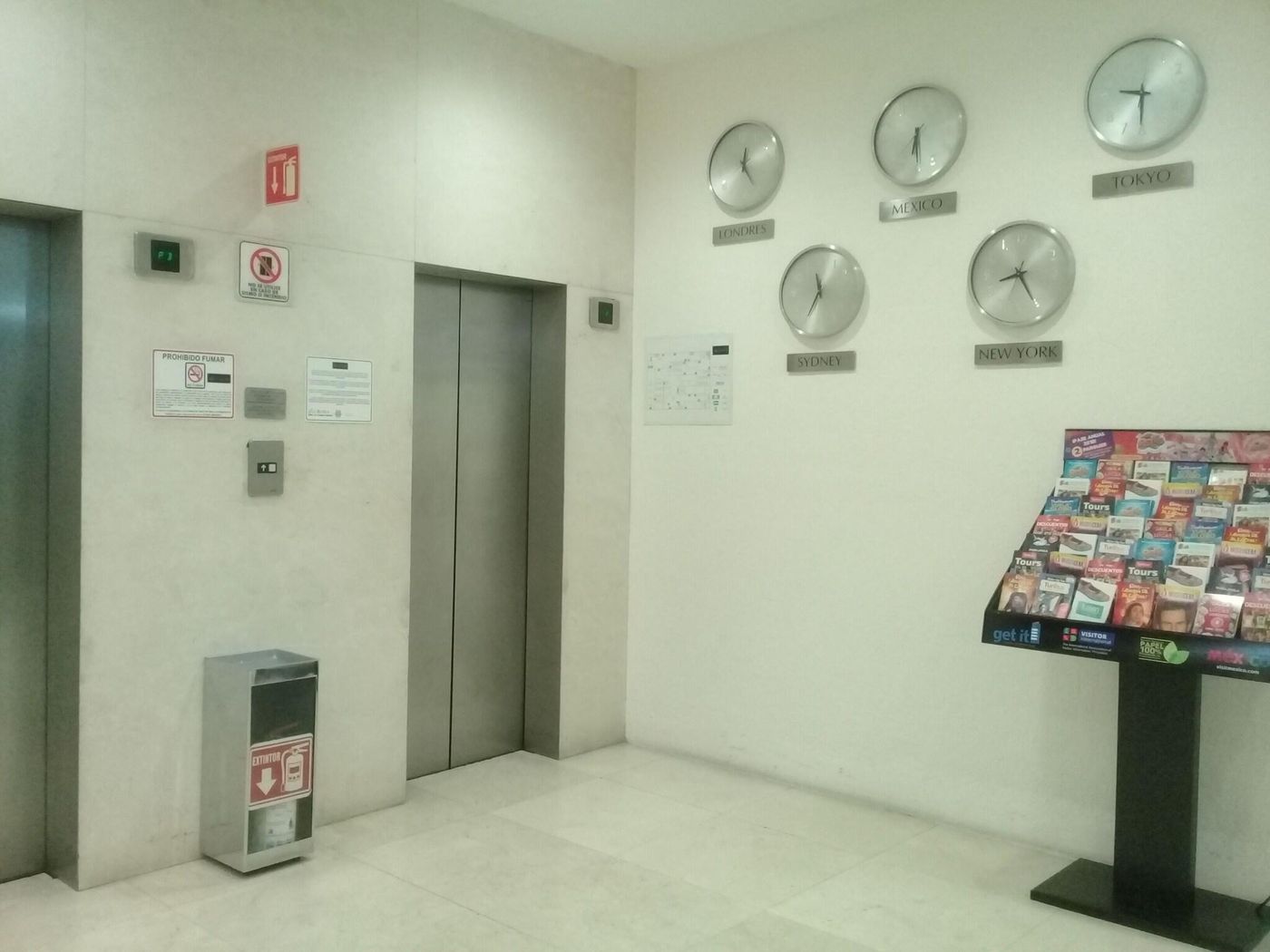 We Hotel Aeropuerto-Mexico-Ciudad De Mexico-Lobby-8