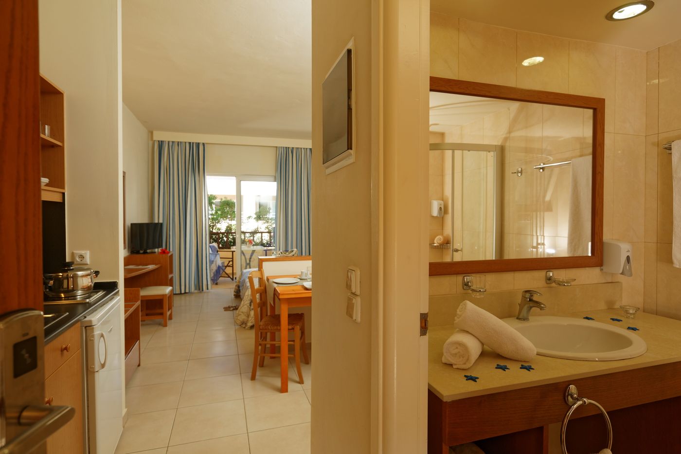 Indigo-Mare-Room-36