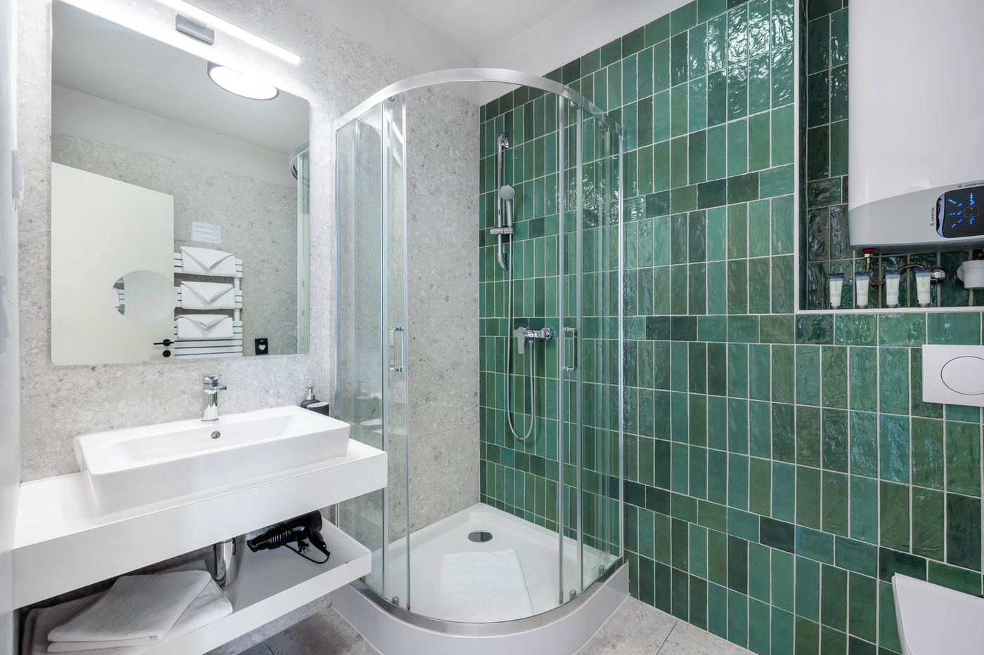 Florin-Apart-Hotel-Room-47