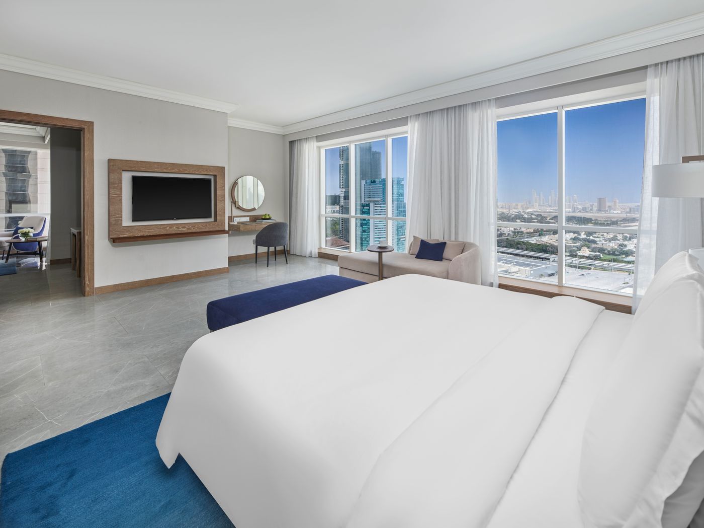 Fairmont-Dubai-Room-6