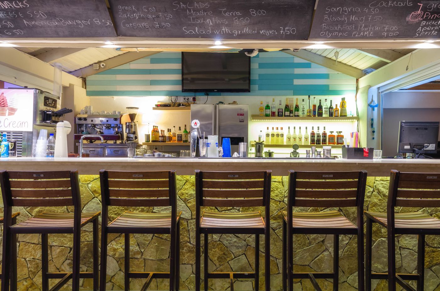 Iakinthos-Tsilivi-Beach-Bar-64